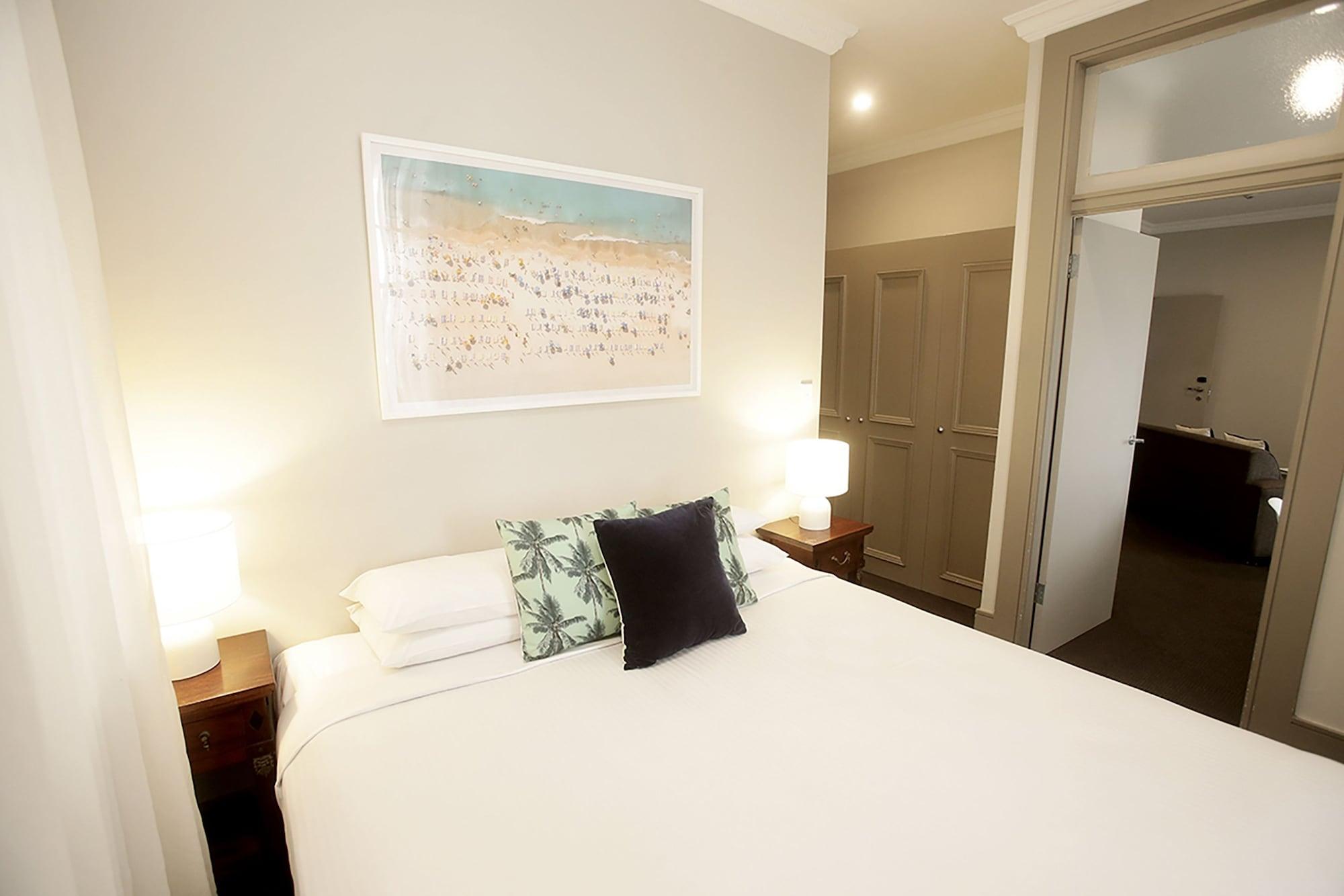 Hotel Bondi Bondi Beach Екстер'єр фото
