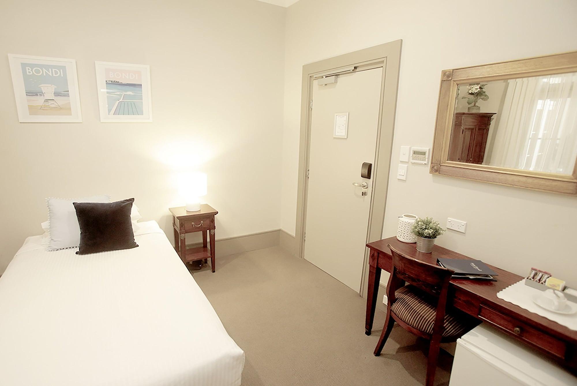 Hotel Bondi Bondi Beach Екстер'єр фото