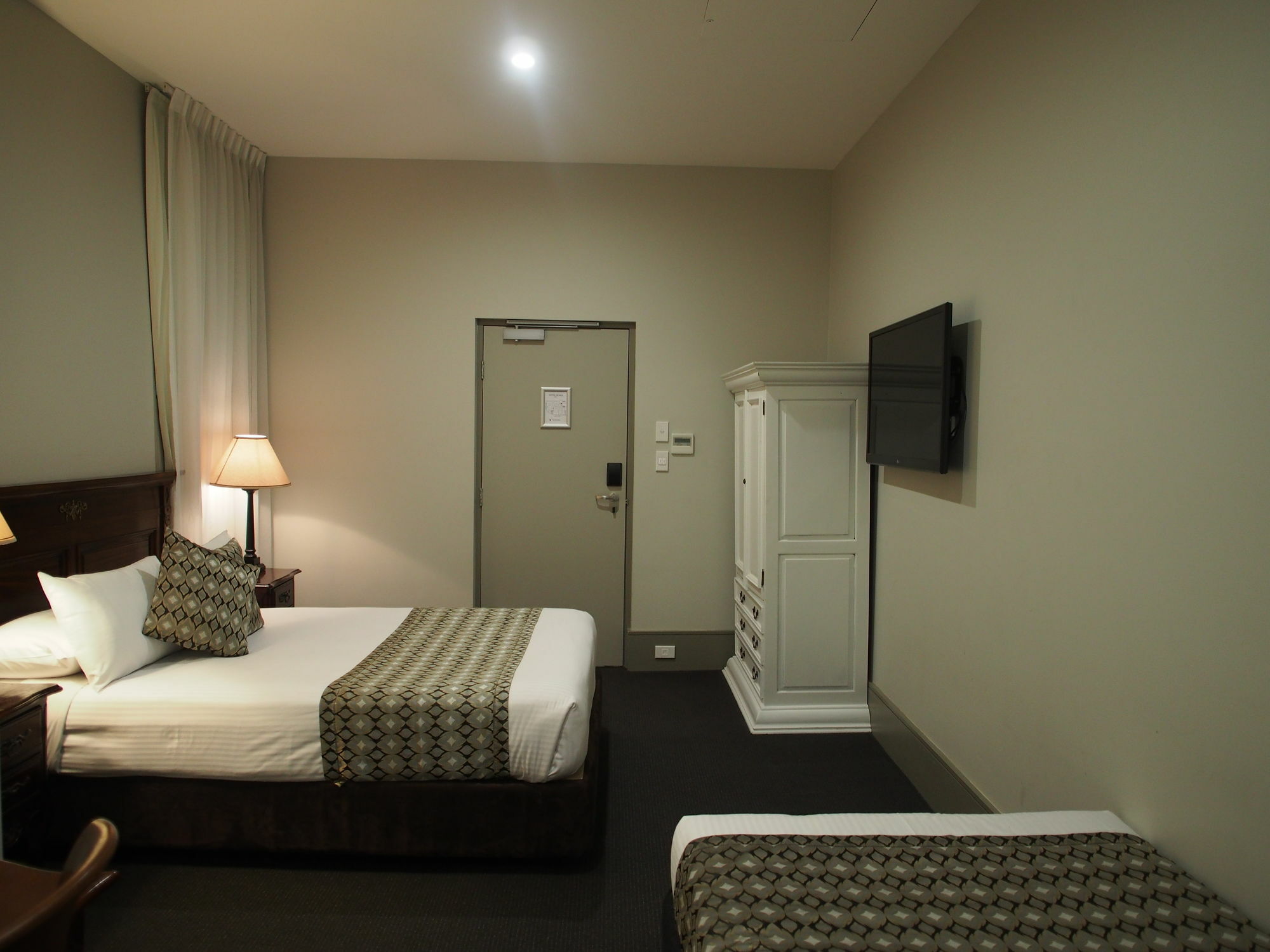 Hotel Bondi Bondi Beach Екстер'єр фото